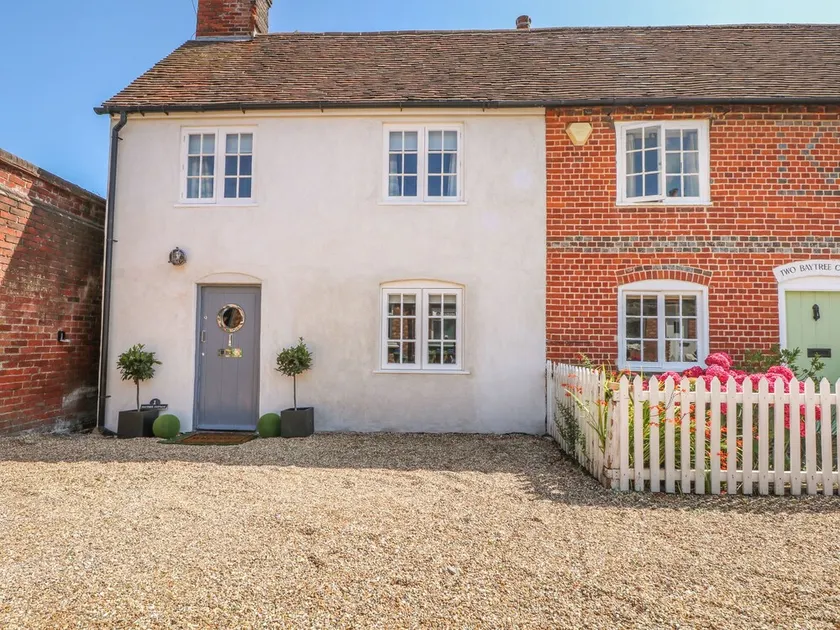 1 Baytree Cottage - Image 1
