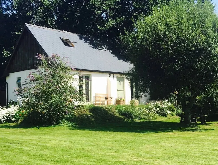 Hillcrest Barn. - Image 1