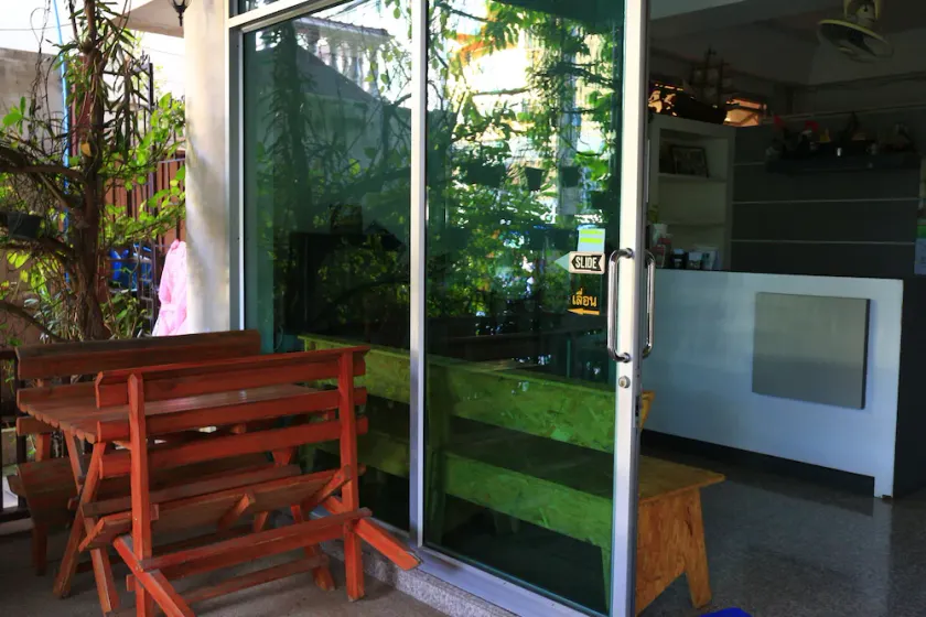 Pakinai Guesthouse - Image 1