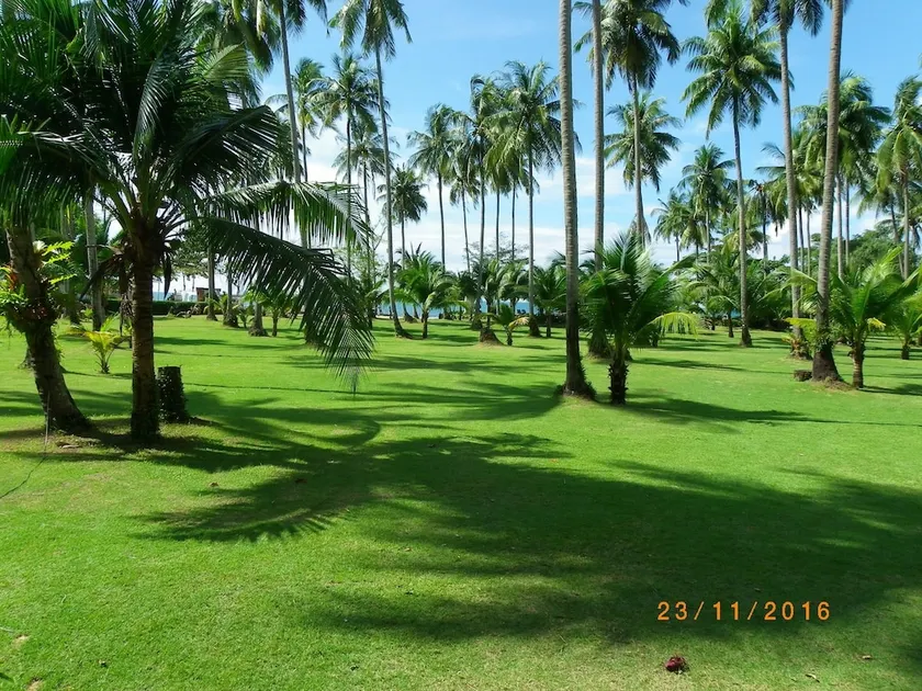 Chang Park Resort & Spa - Image 1
