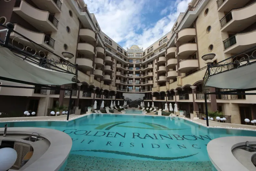 Menada Apartments in Golden Rainbow - Image 1