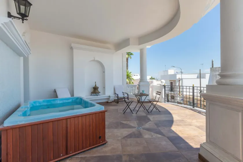 2448 Palazzo Montagna - Suite by Barbarhouse - Image 1