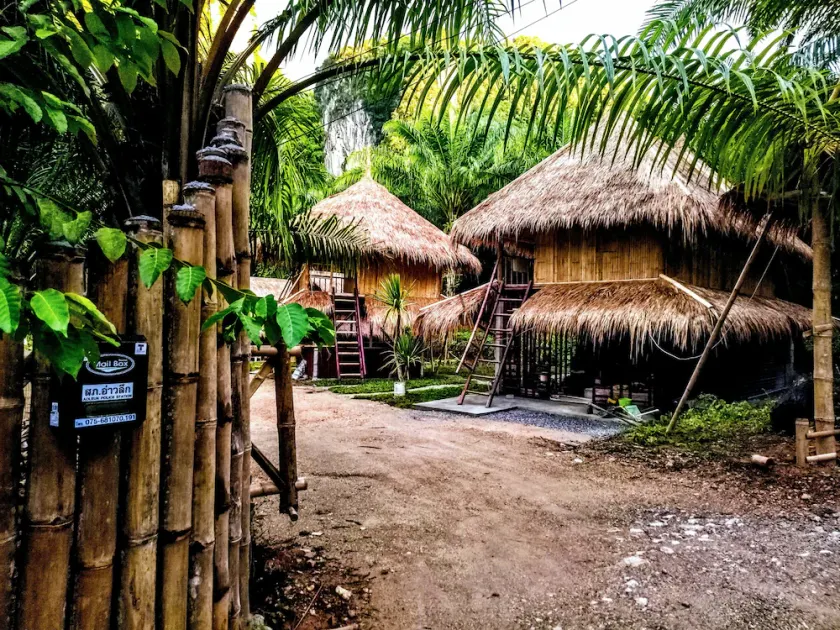 AOLUEK PARADISE. KHAO KOM - Image 1