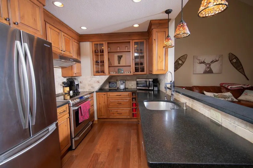 3br Ski-in, Ski-out & Private Sauna 3 Bedroom Condo by RedAwning - Image 1