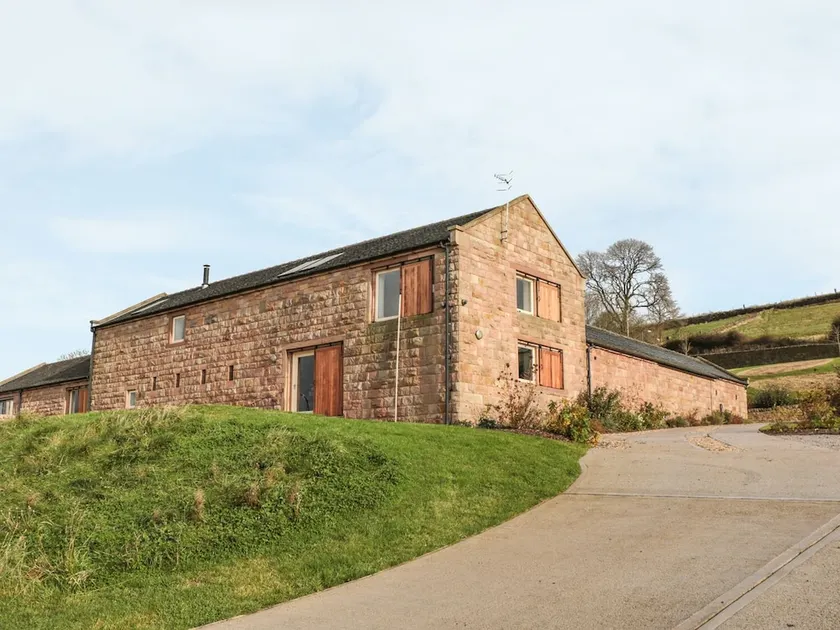Slacks Barn - Image 1
