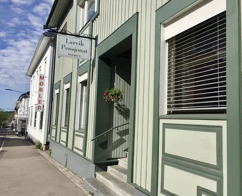 Larvik Pensjonat - Image 1
