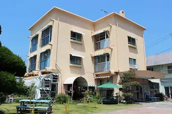 Shirahama Club - Image 1