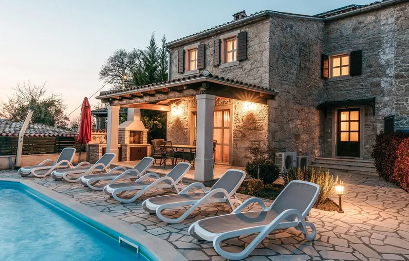 Nice Home in Brkac With Outdoor Swimming Pool, Wifi and 3 Bedrooms - Image 1