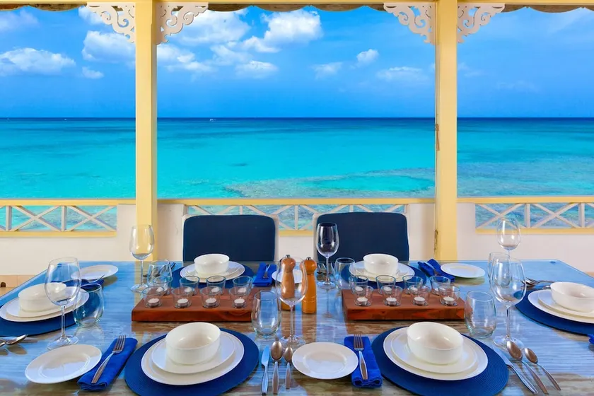Easy & Sunset Reach 6 Bedroom Villa - Image 1