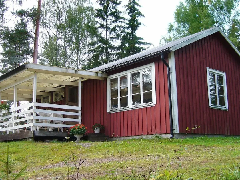 4 Person Holiday Home in Bengtsfors - Image 1