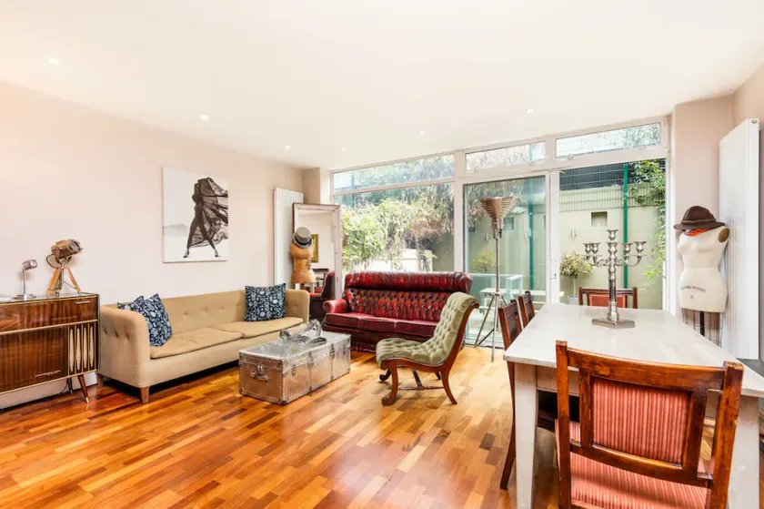 Muse Haus Riverside - Image 1