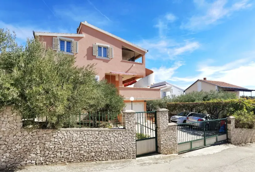 Apartments Jera - Image 1