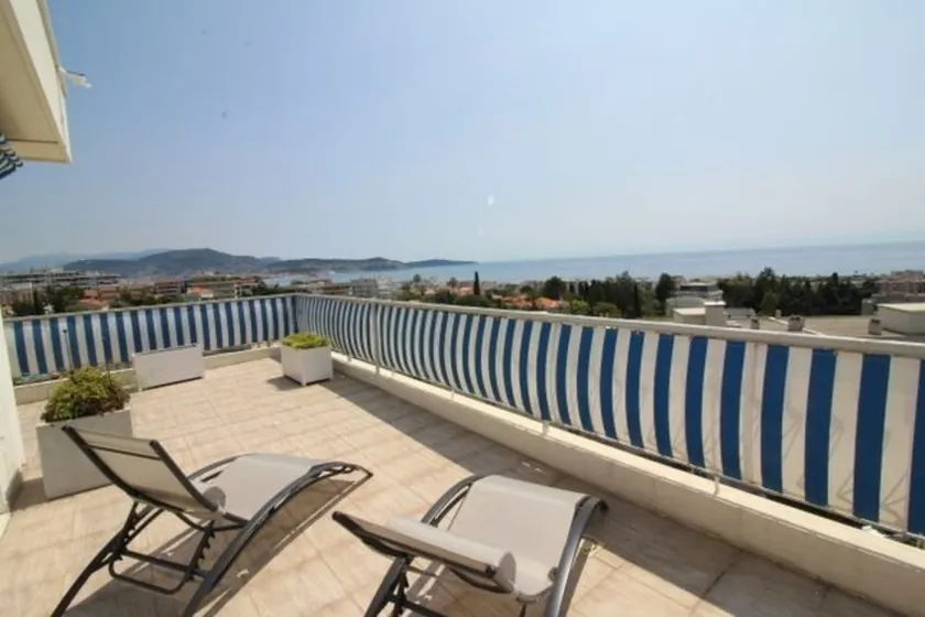 Nice Booking Villa sur le toit Domaine des Fleurs - Image 1