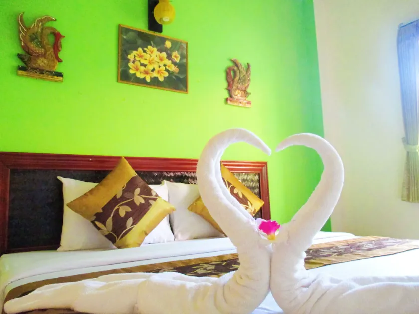 Happiness Resort - Image 1