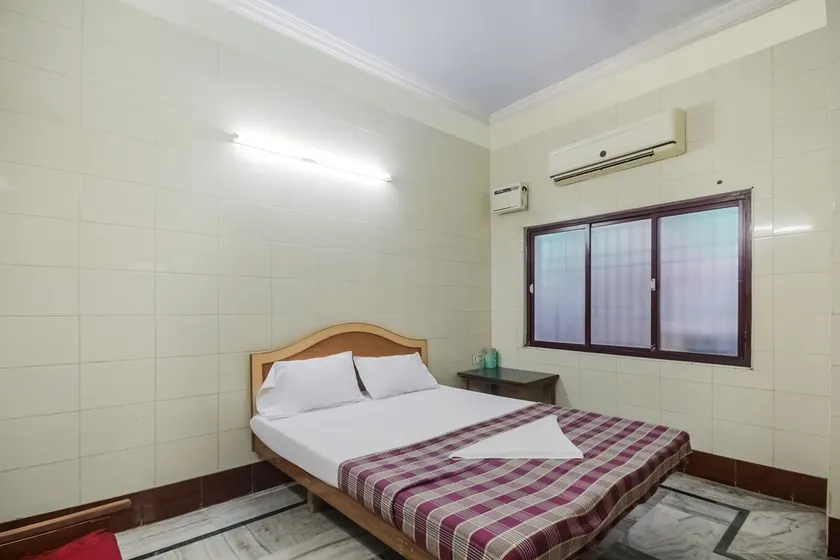 Mahalakshmi Inn - Image 1