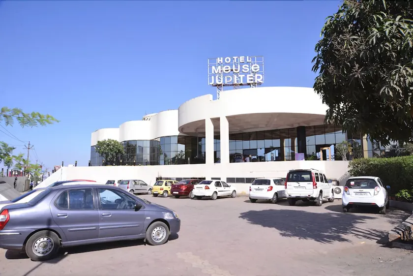 Meuse Jupiter Business and Luxury Hotel - Image 1