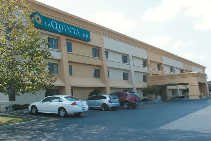 La Quinta Inn Milwaukee West Brookfield - Image 1