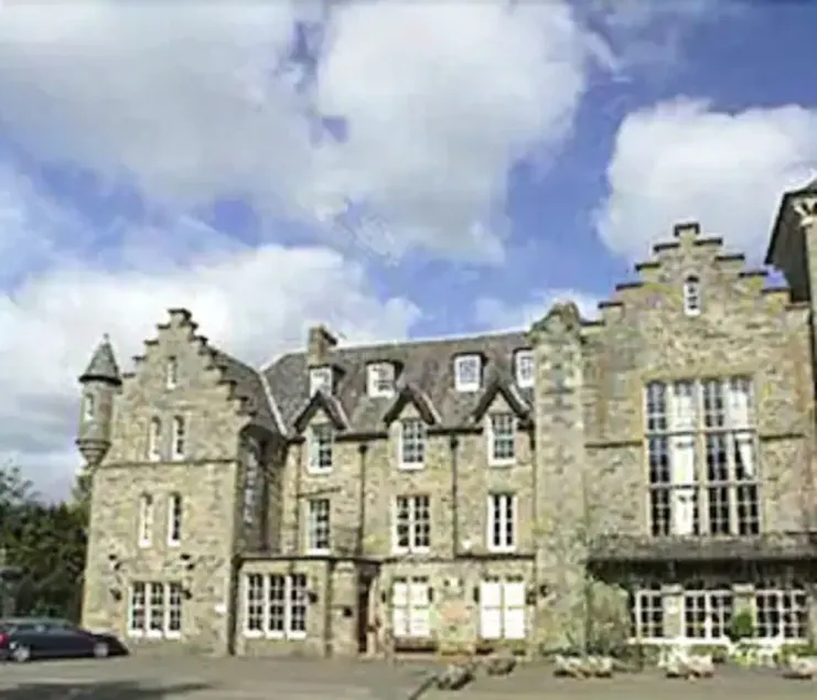 Birnam Hotel - Image 1
