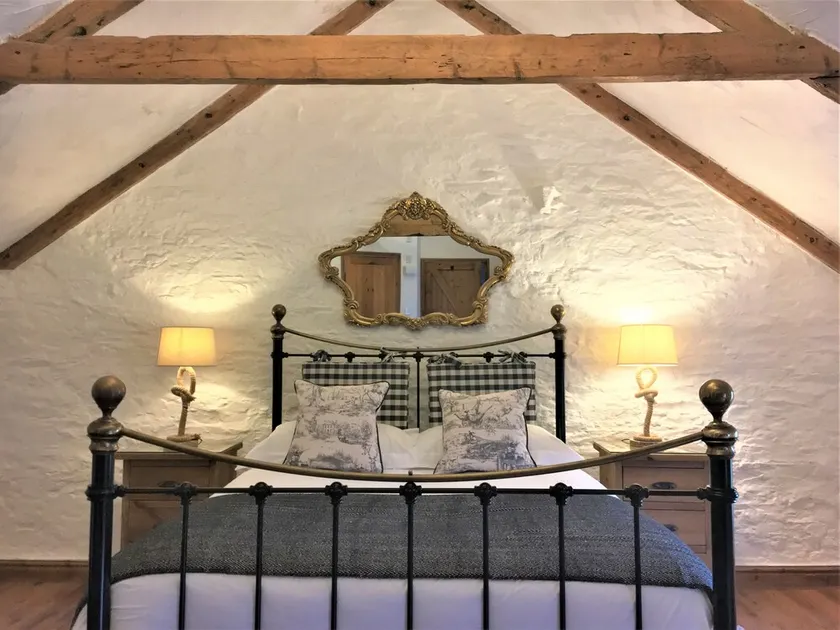 Merlin Farm Cottages short walk to Mawgan Porth Beach and central location in Cornwall - Image 1