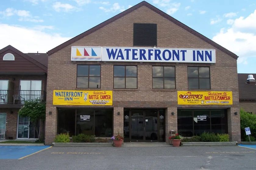 Waterfront Inn - Image 1