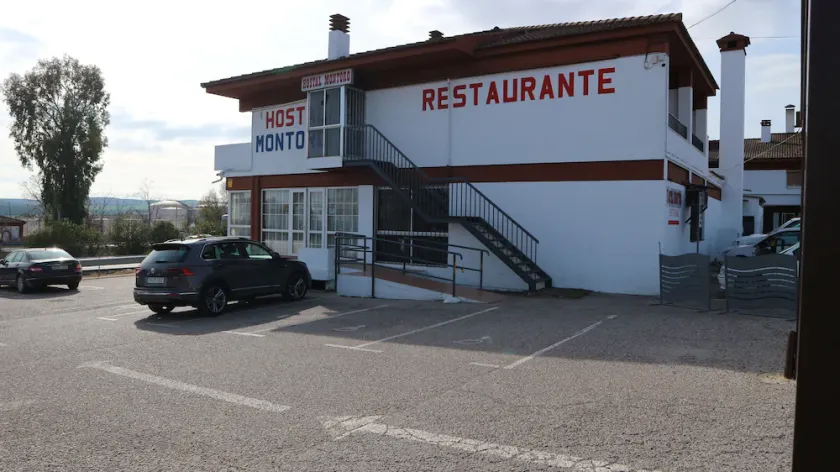 Hostal Restaurante Montoro - Image 1