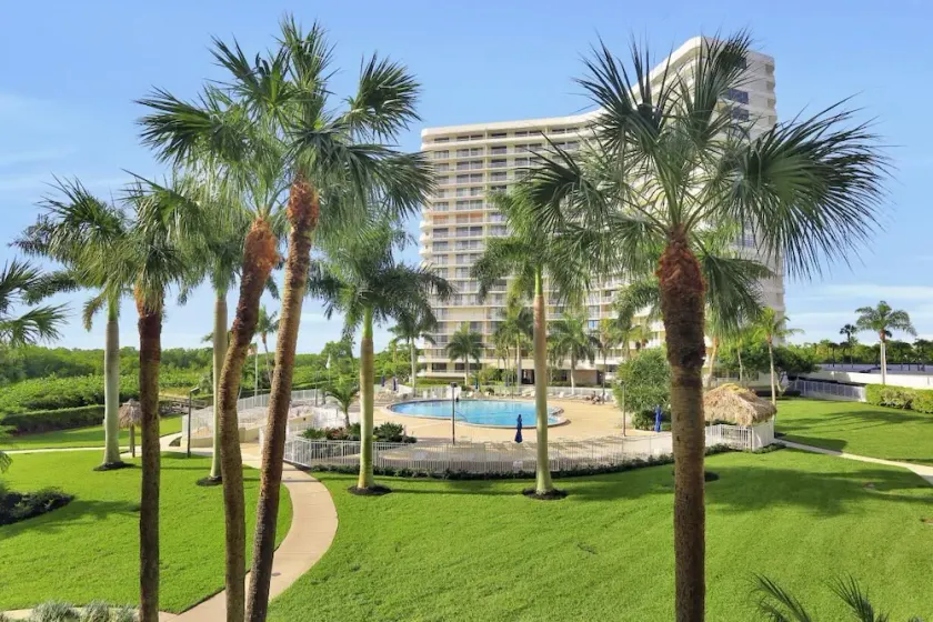 South Seas Tower 3-1512 - Image 1