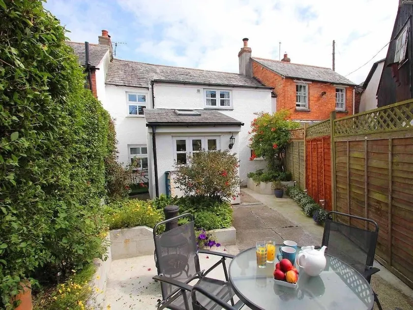 Fisherton Cottage - Image 1