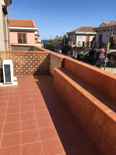 Apartment With one Bedroom in Acireale, With Furnished Terrace - 50 m From the Beach - Image 1