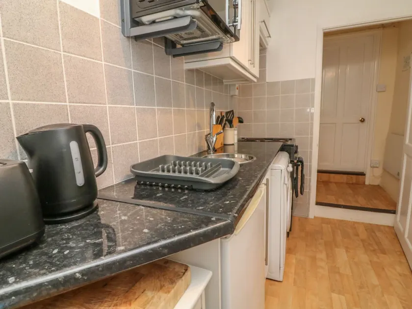 Willets Cottage - Image 1