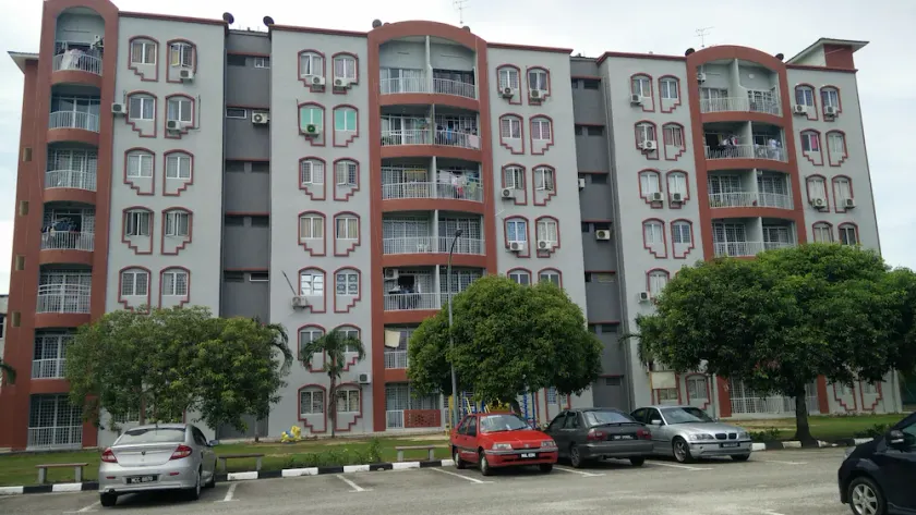 H&A Guest House - Image 1