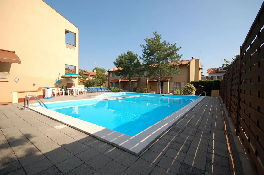 Delta Blu Residence Village - Image 1