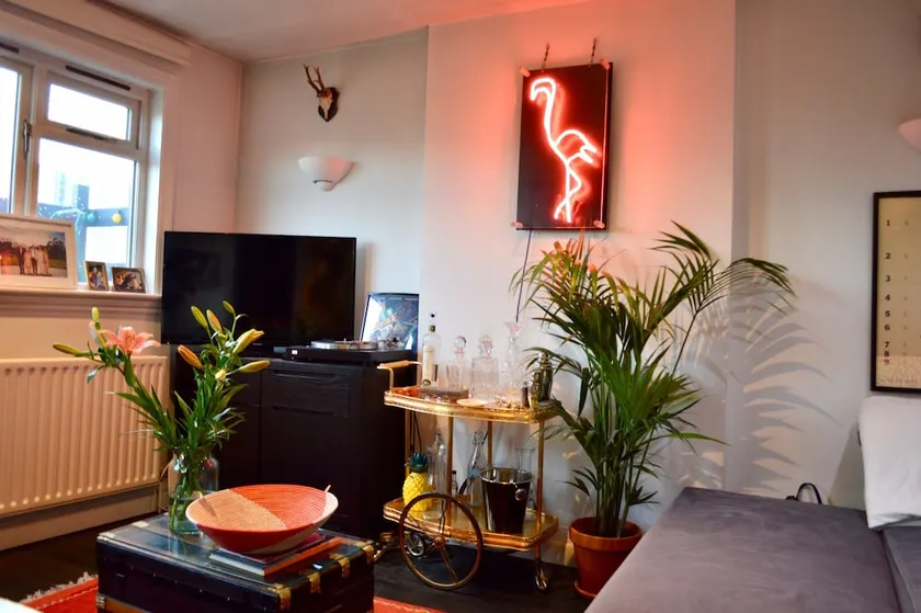 2 Bedroom Apartment In Belsize Park - Image 1