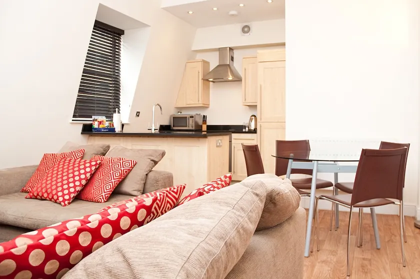 Minories - Image 1