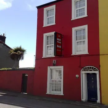 Kent House B&B - Image 1