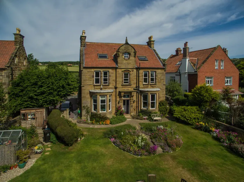 Saxon Villa Bed & Breakfast - Image 1