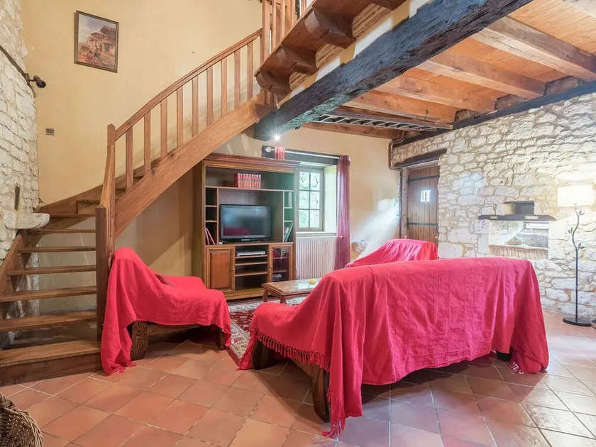 Merveilleuse maison de vacances entièrement équipée avec piscine chauffée, barbecue et terrasse | Avec animaux admis - Image 1