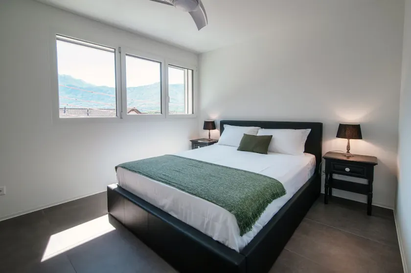 LiOm Apartment - Image 1