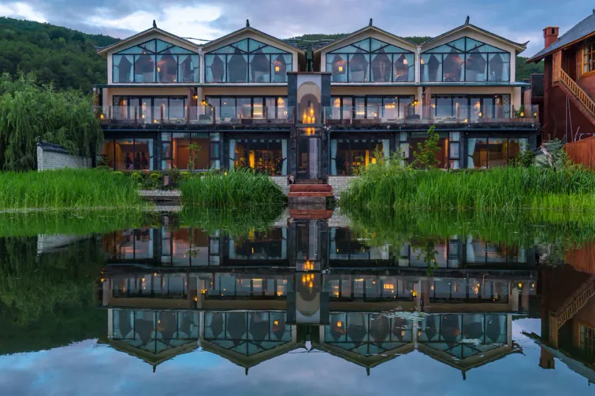 Walden Lugu Lake Zen Retreat - Image 1