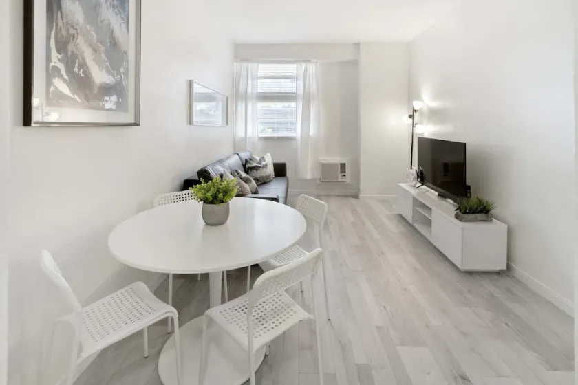 The Madison South beach Suites - Image 1