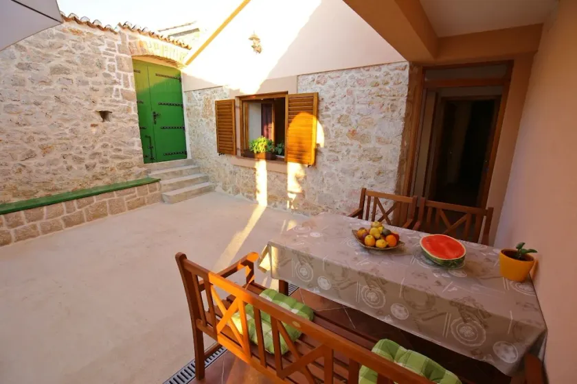 Apartment Josa - 350 m from sea - Image 1