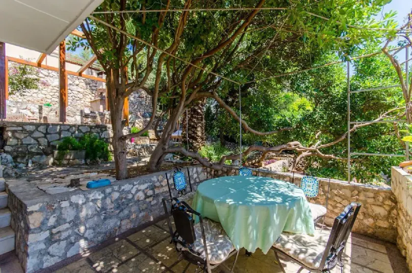House Renato - Image 1