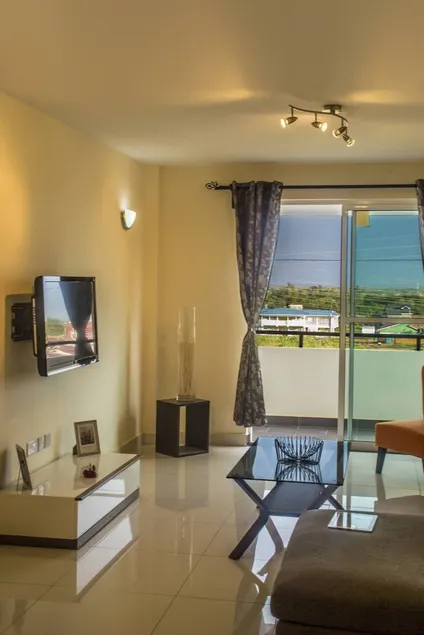 Mountain View Apartment - Image 1