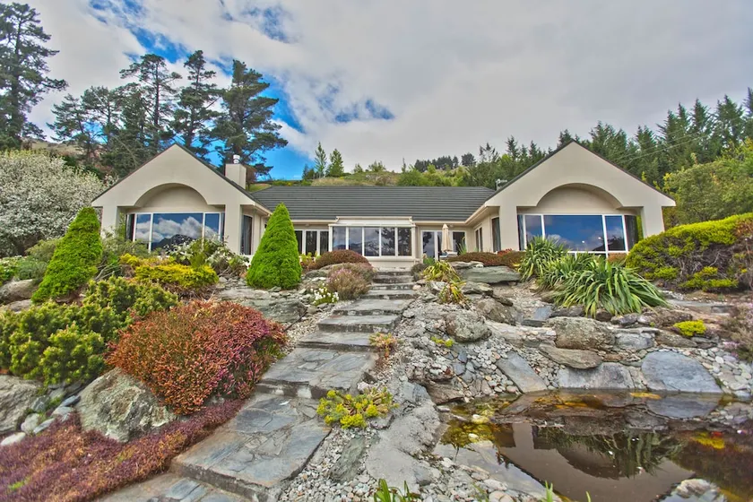 The Shan's Luxury Lodge - Image 1