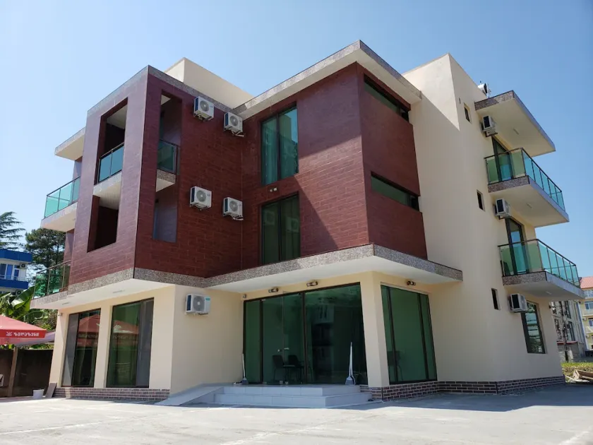 Mia Guest House - Image 1