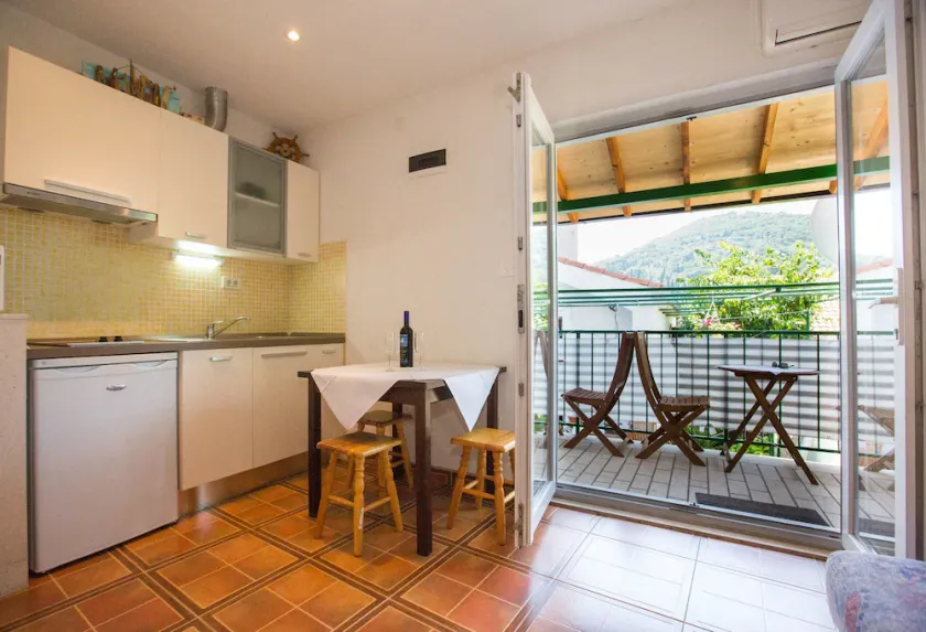 Anita Apartments - Image 1