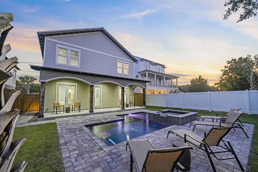 The Luke House by Five Star Properties - Image 1