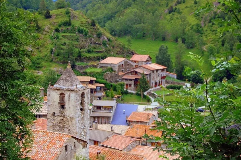 Hostal La Cabanya - Image 1