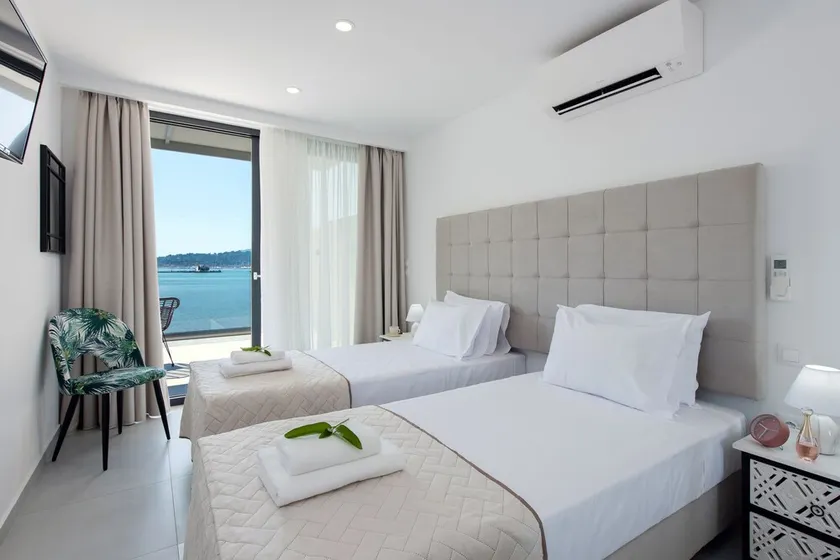 White Swan Villa by White Dream Villas - Image 1