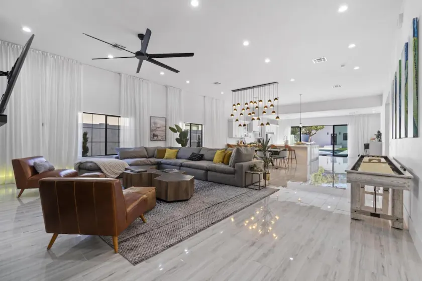 Az5c-the Climate House - Image 1
