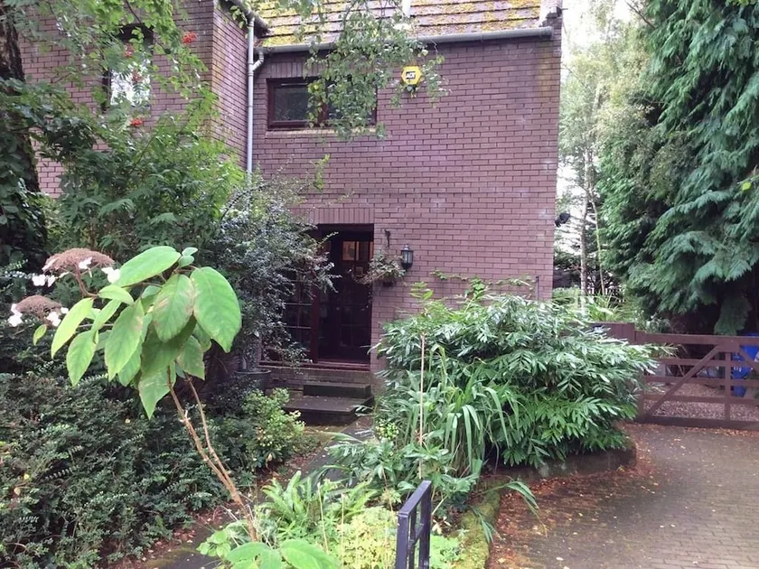 Rosies Bed and Breakfast - Image 1